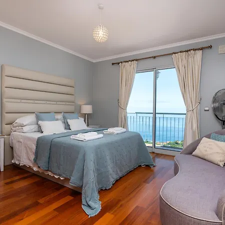 Abreu - A Wonderful Ocean View Semesterbostad *