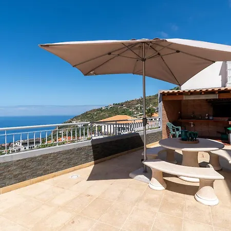 Abreu - A Wonderful Ocean View Calheta (Madeira)